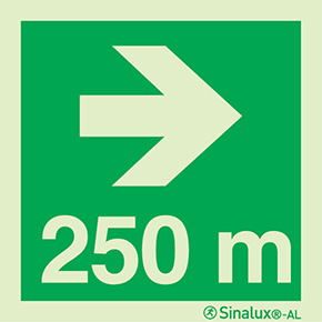 Signal Sinalux AL, localisation des équipements de secours, flèche directionnelle avec indication de distance 250m